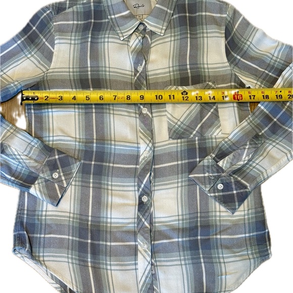 Rails Women's Flannel Button Down Shirt XS Blue Green White - Picture 4 of 5